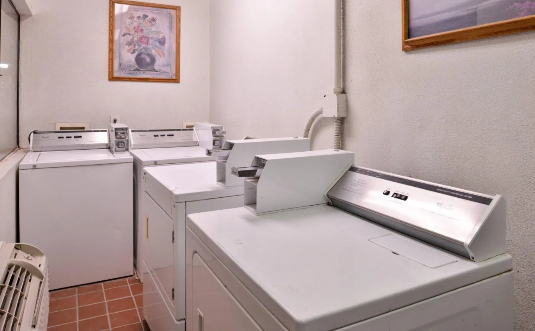 Rodeway Inn & Suites Thousand Palms - Rancho Mirage