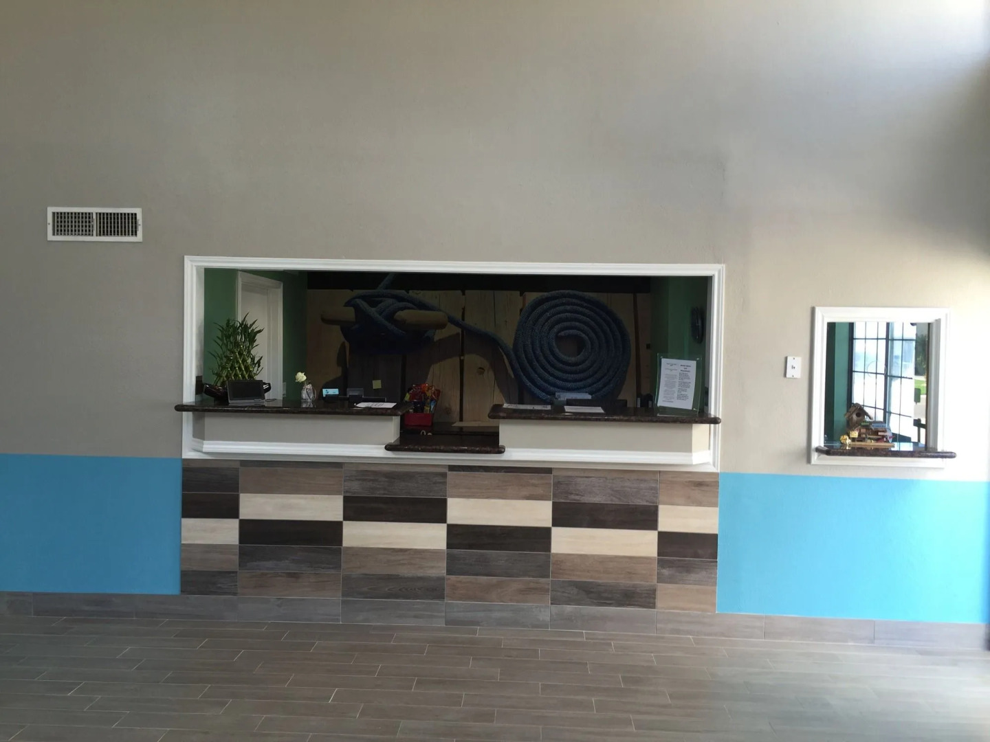 Captain's Quarters Inn