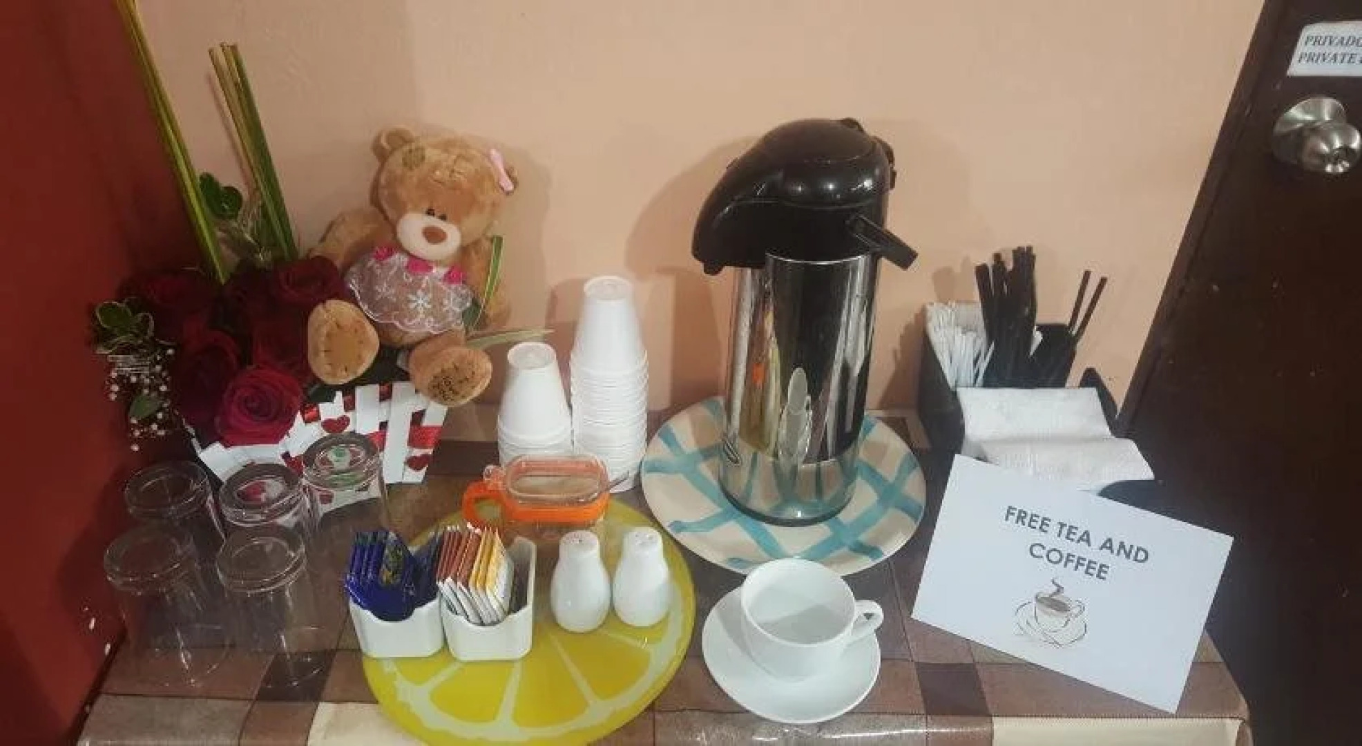 Mundo Albergue Aeropuerto