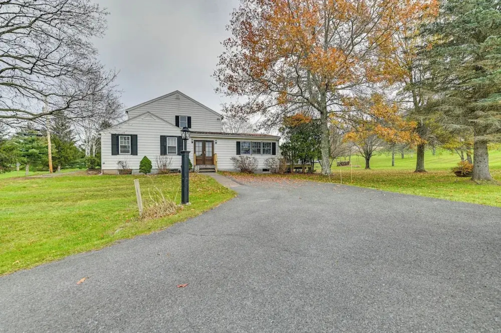 Slope Views: Luxe Windham Retreat w/ Hot Tub!