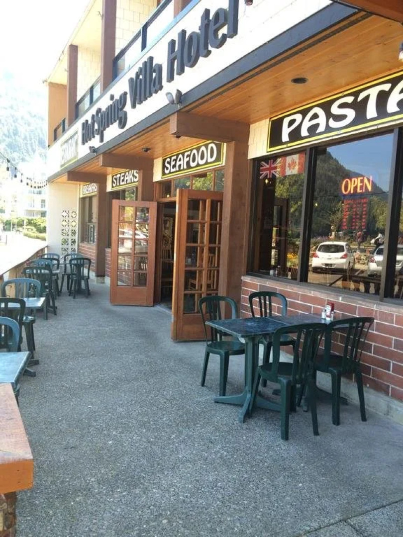 Hot Spring Villa Hotel