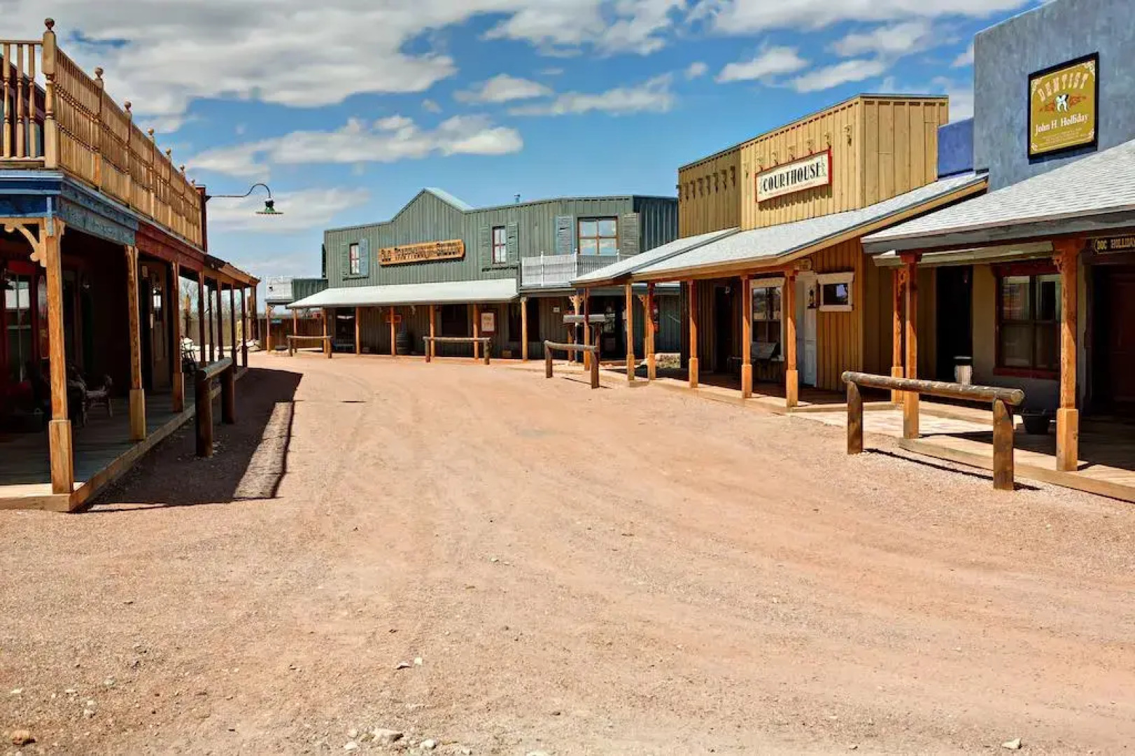 Tombstone Monument Guest Ranch