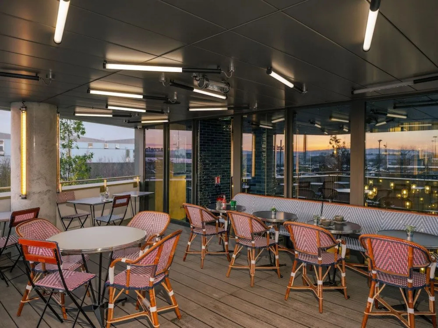 Eklo Hotels Paris Porte de Versailles