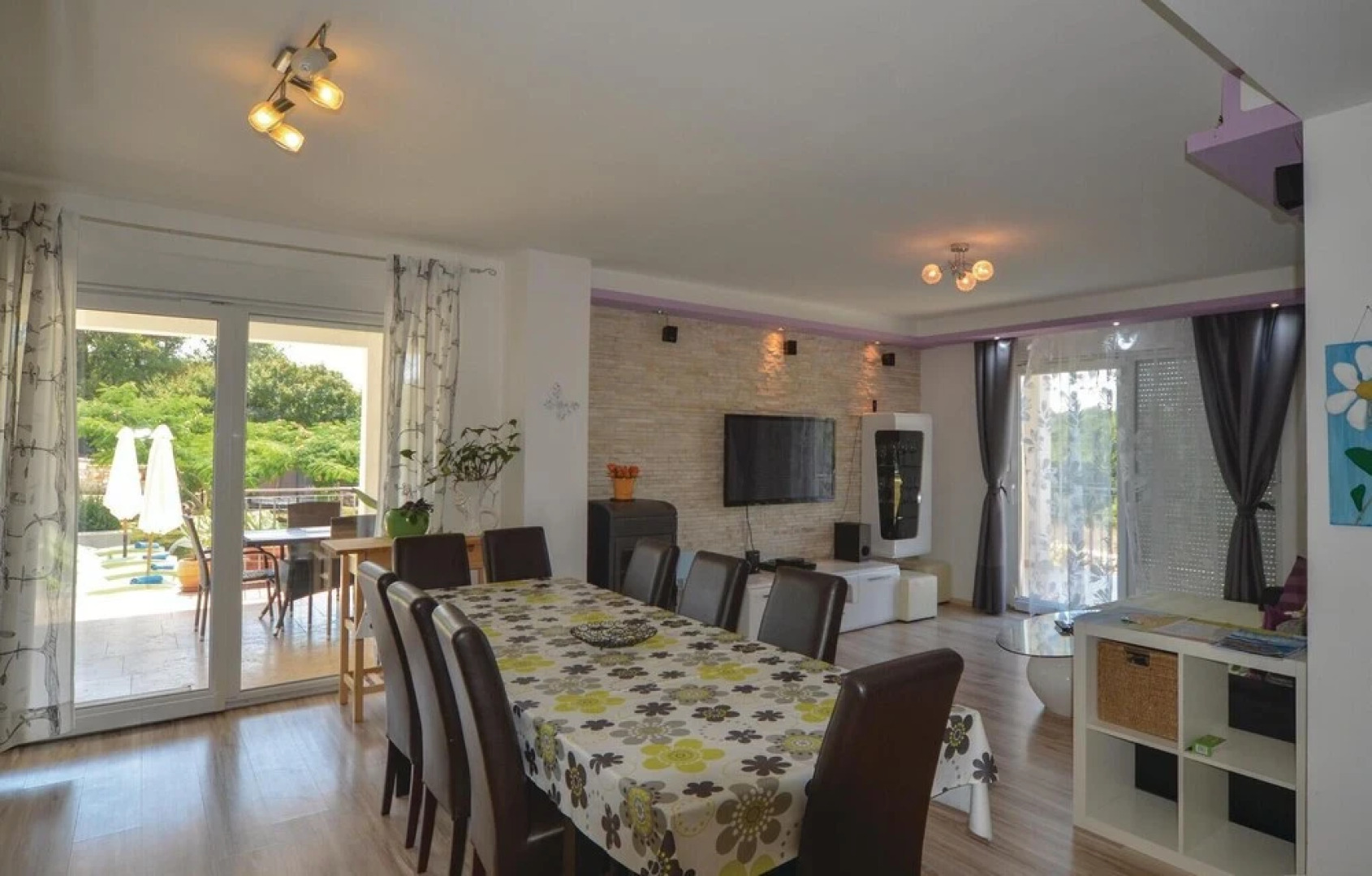 Nice Home in Kanfanar With Wifi and 4 Bedrooms