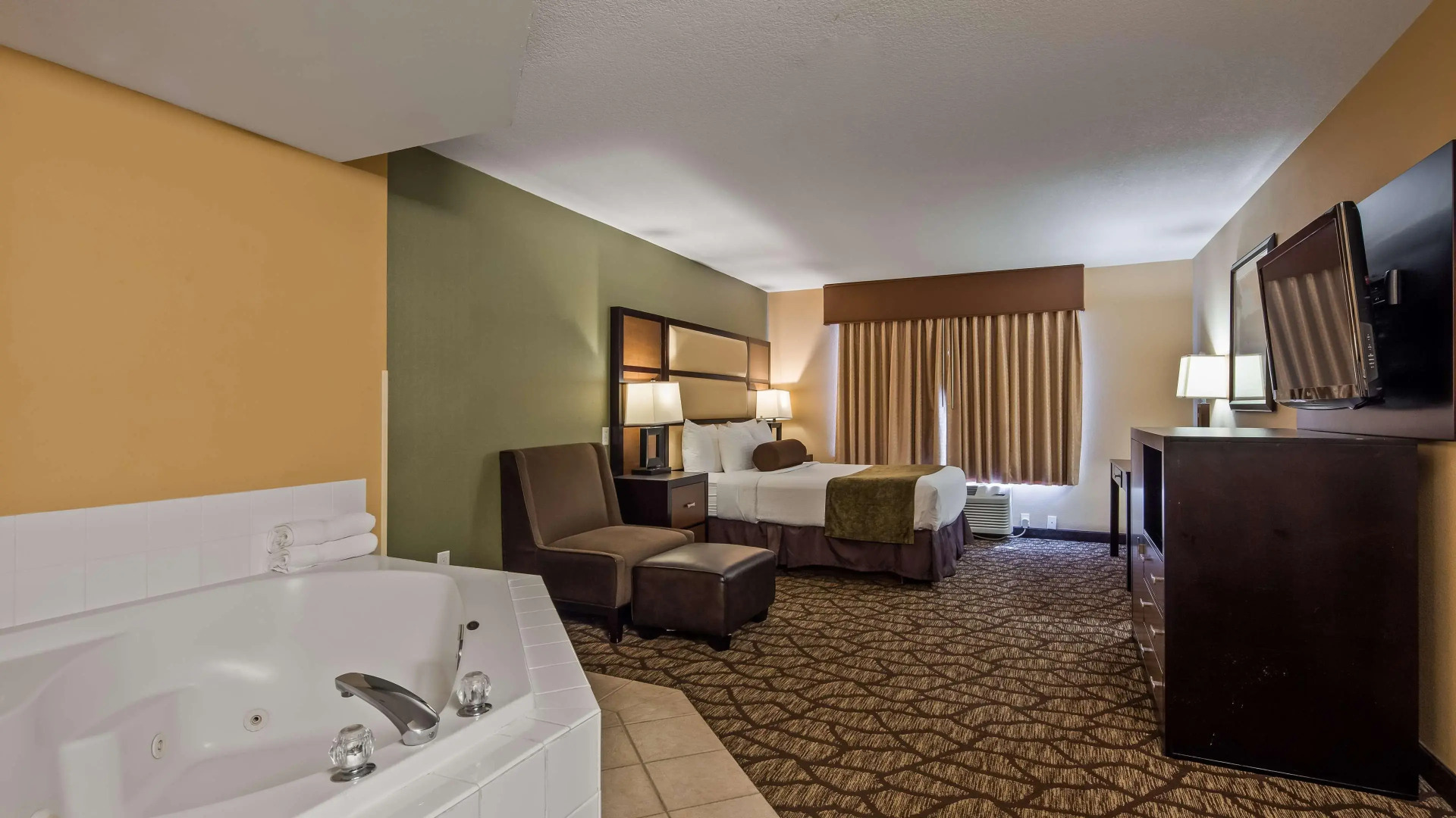 Best Western Plus Vancouver Mall Dr. Hotel & Suites