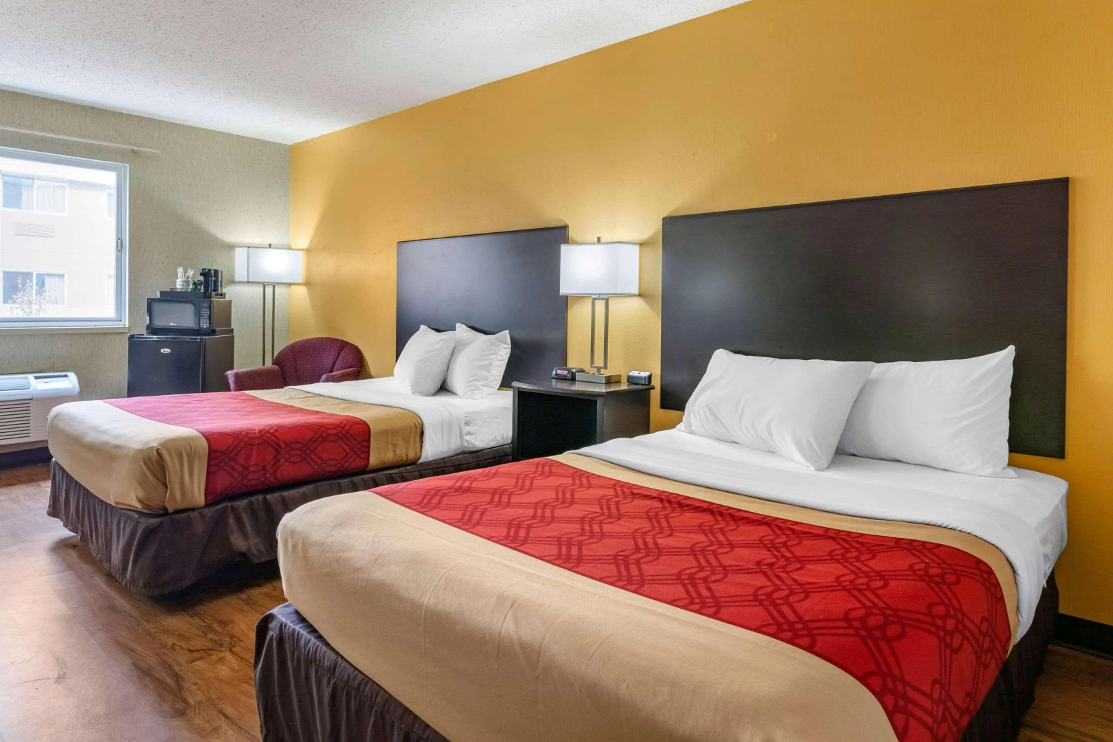 Econo Lodge Wausau - Rothschild