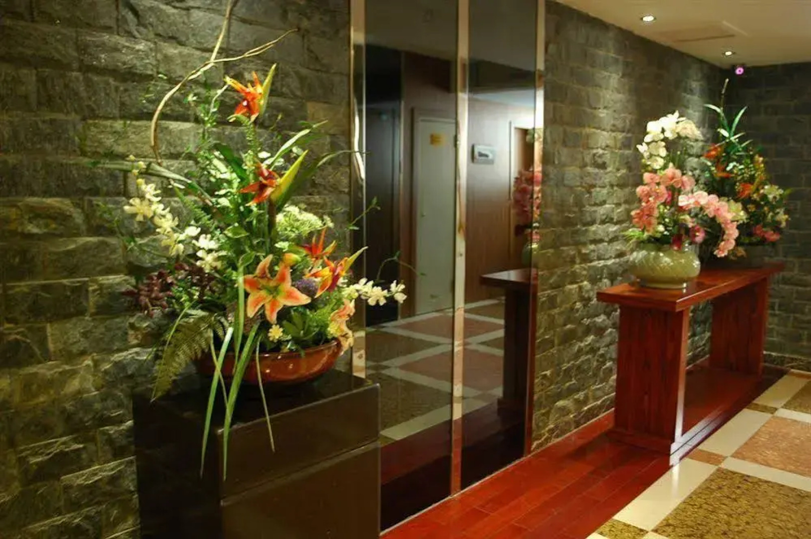 Home Club Hotel Nanhai Branch