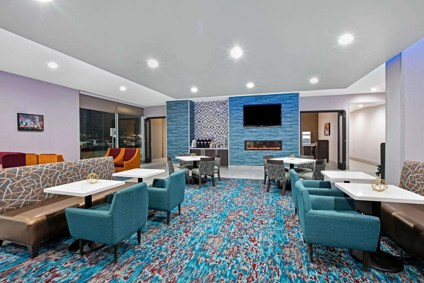 La Quinta Inn & Suites by Wyndham DFW West-Glade Parks