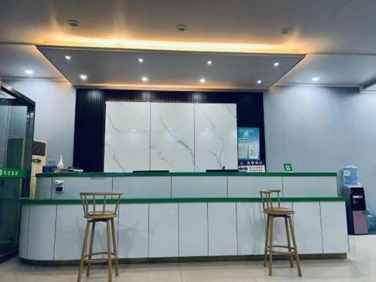 Shunyou Express Hotel