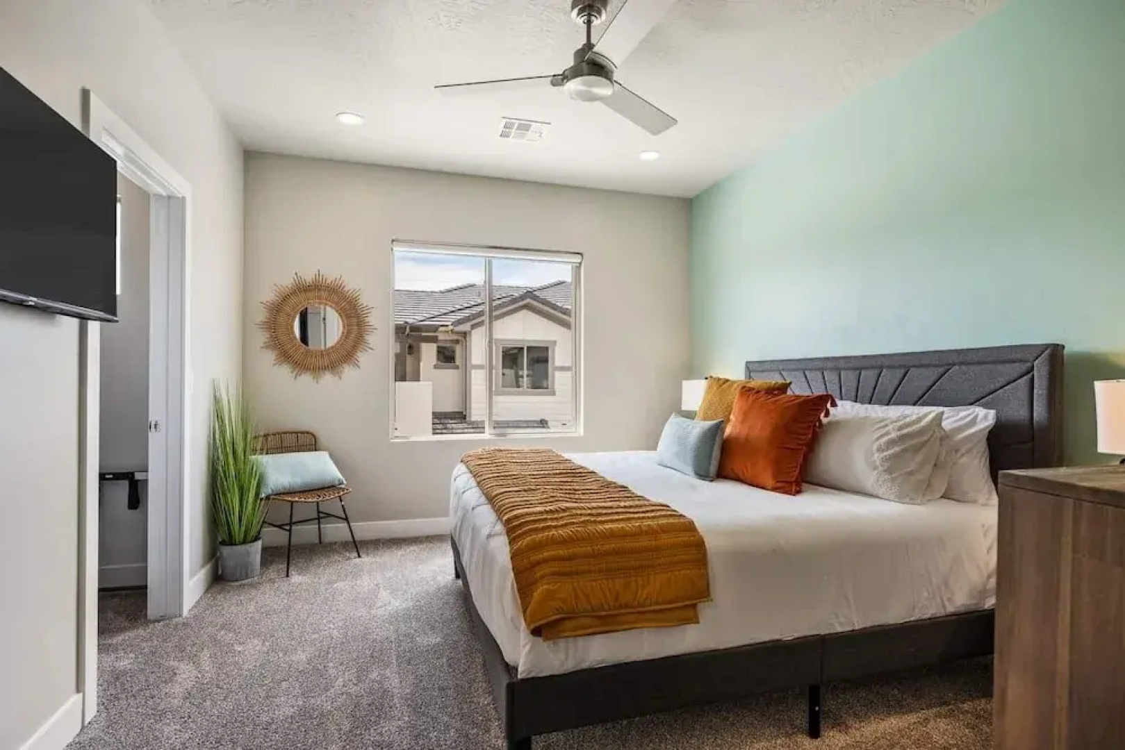 Desert Sky 7 Bedroom Townhouse