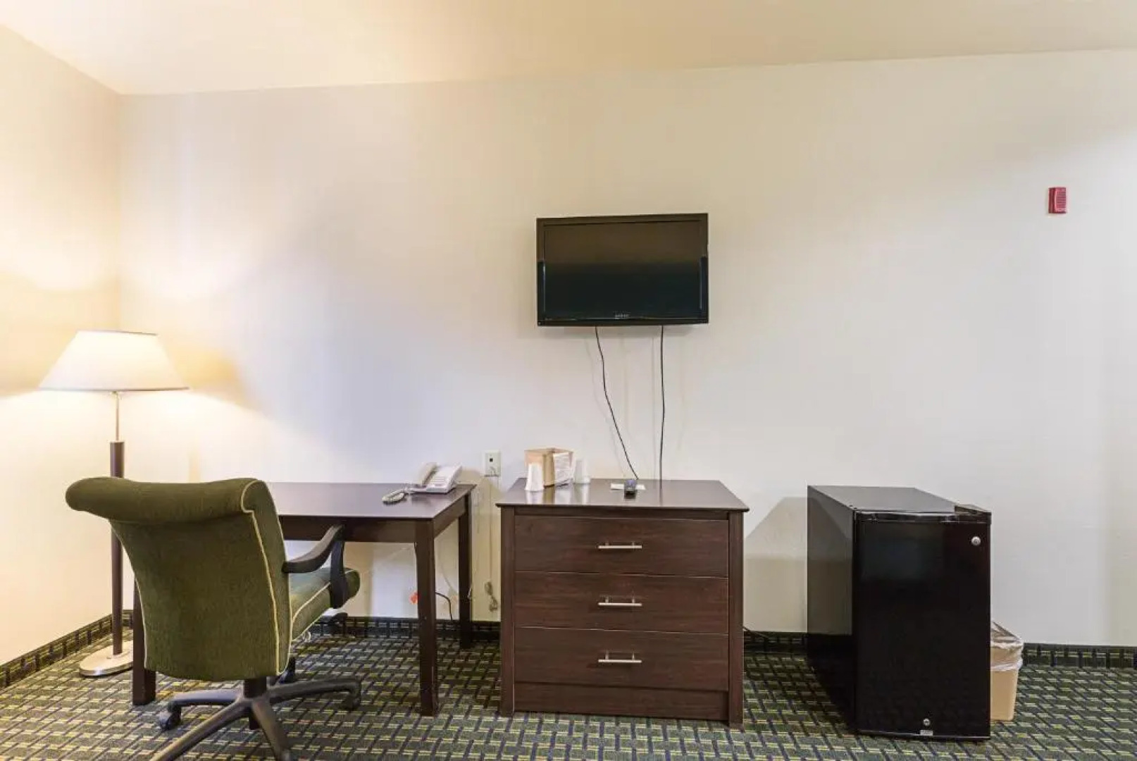 Budget Inn and Suites