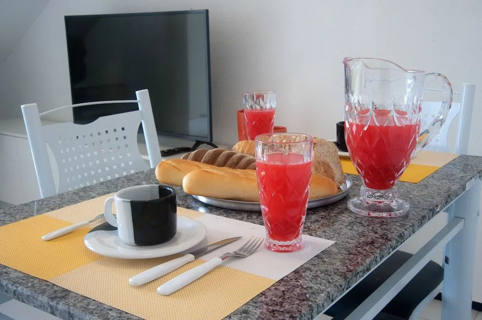 CASA EM CONDOMíNIO EM PORTO DAS DUNAS