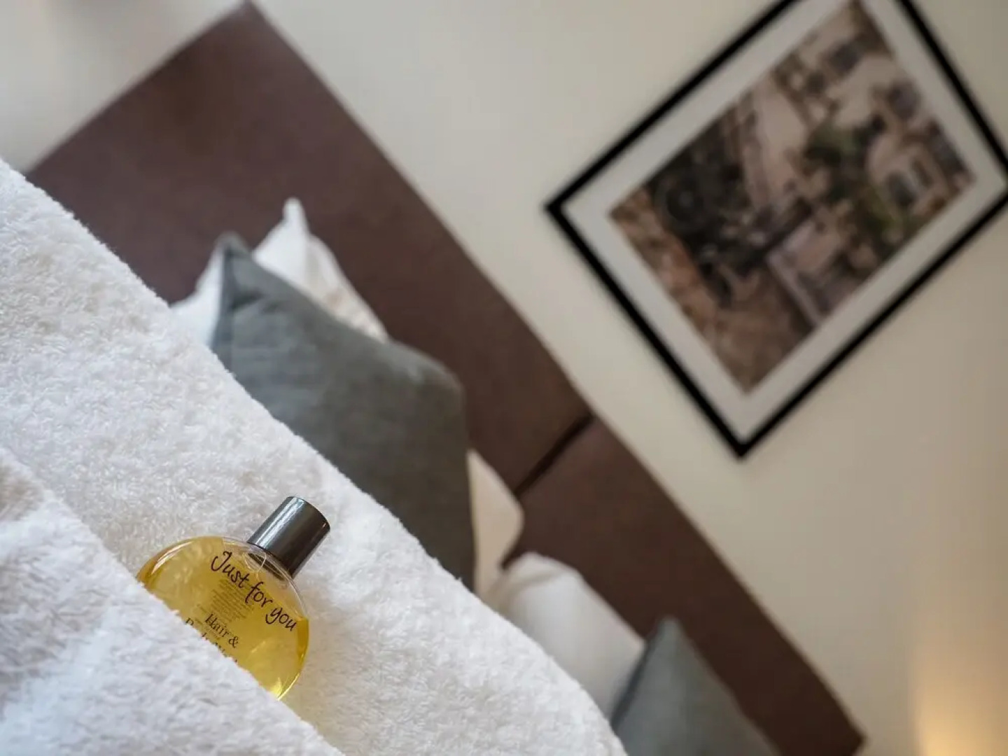 SA Today Apartments Farnborough with Fibre Wi-Fi & Netflix