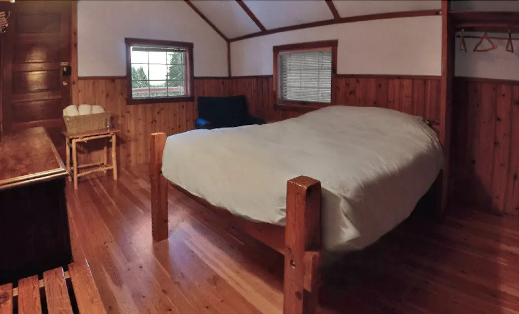 Beaverfoot Lodge & Resort