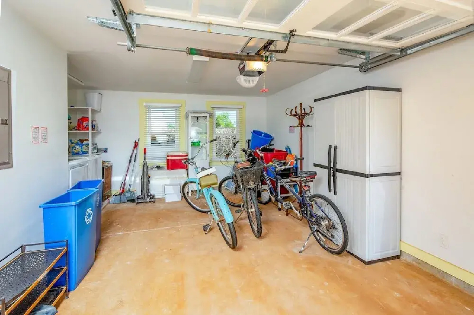 Brennecke's Beach Cottage 2 Bedroom Home by Redawning