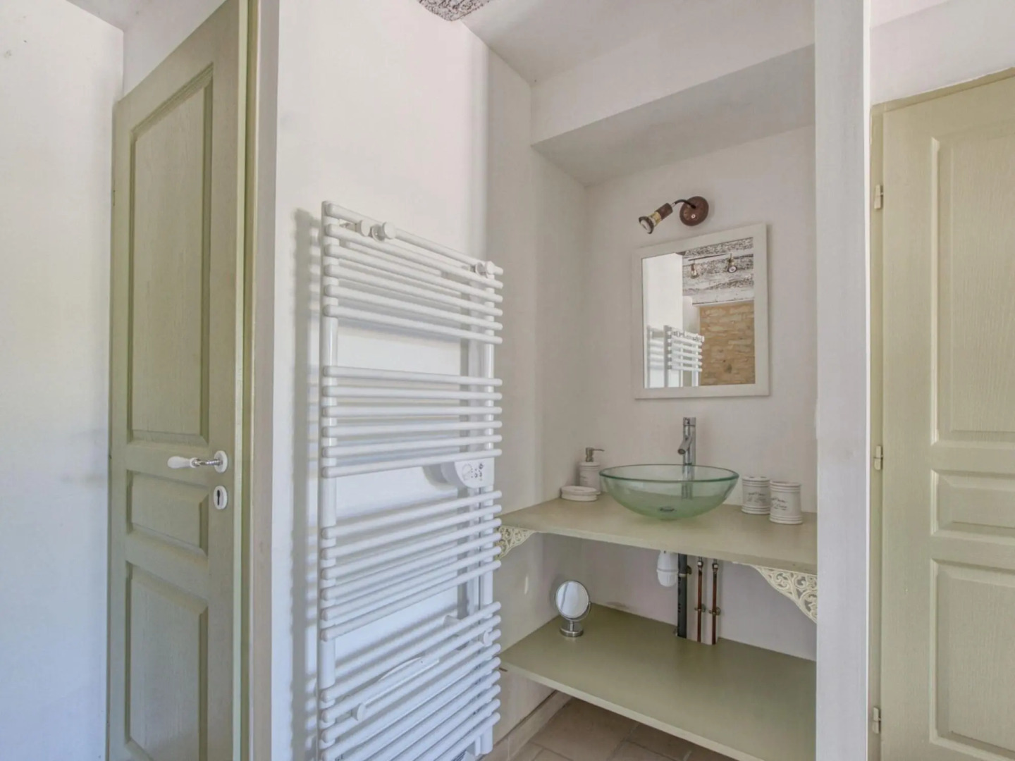 Alluring Holiday Home in Dégagnac with Heated Pool