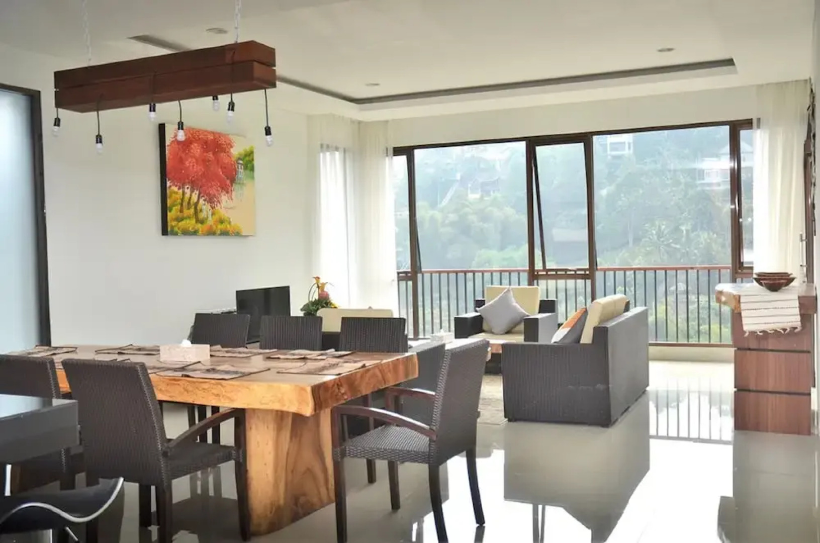 Narwastu hill 6BR villa with pool and movie room