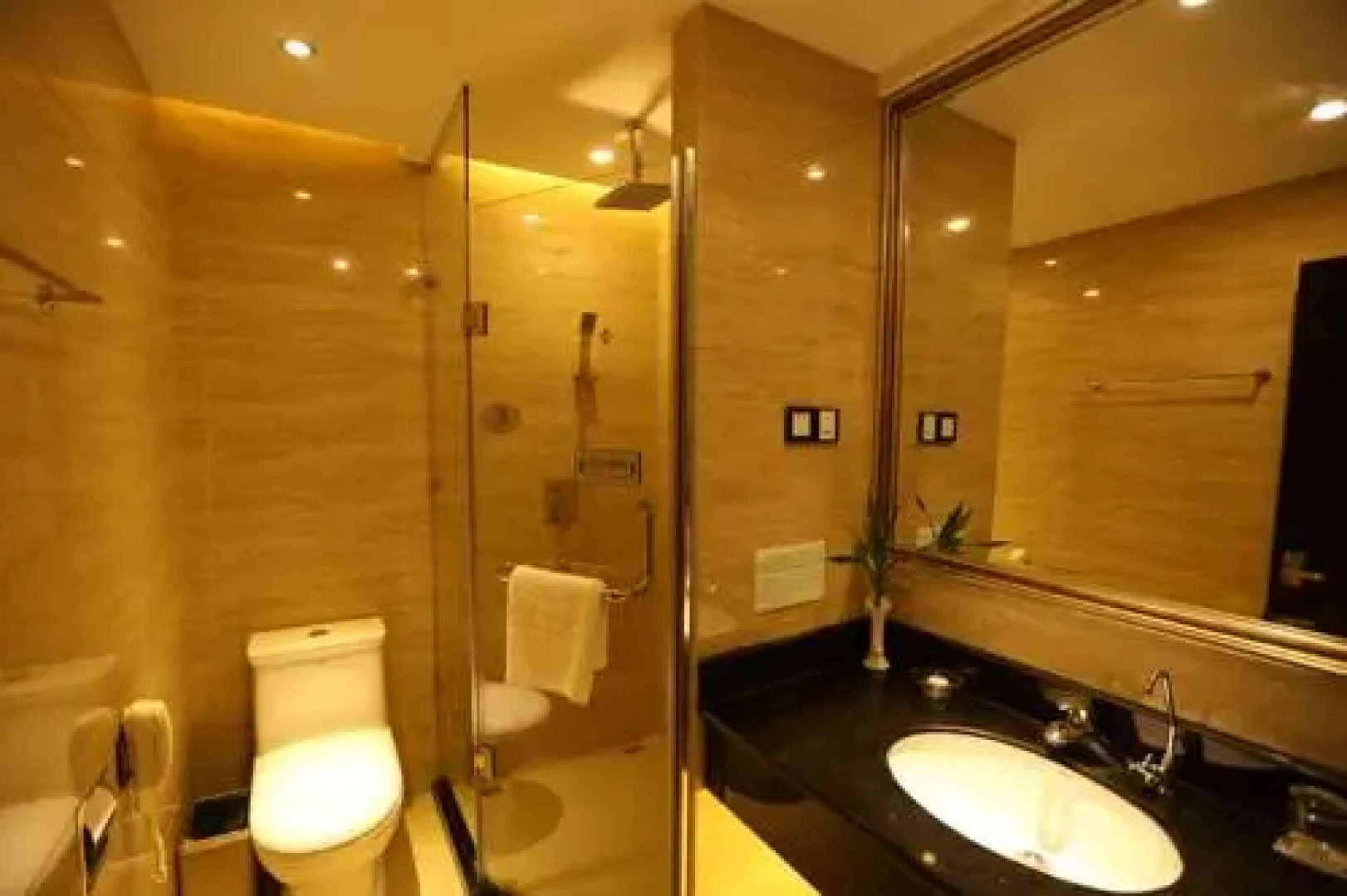 Tongda International Hotel