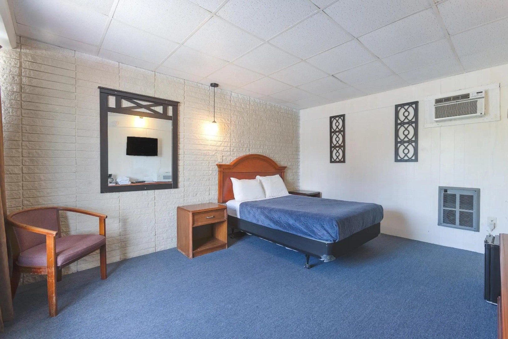 Sonrise Inn Lincoln Hwy By OYO