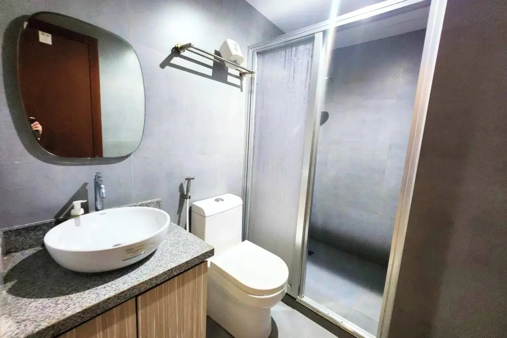 DLT Suites Cebu powered by Cocotel