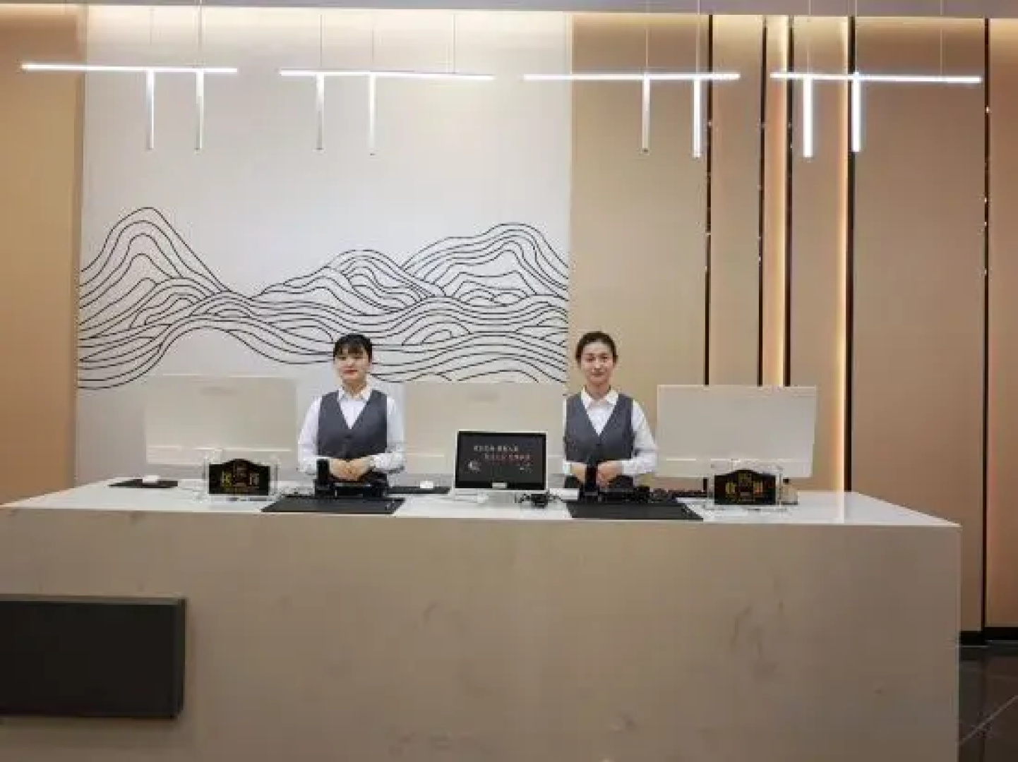 Li Jin Hotel
