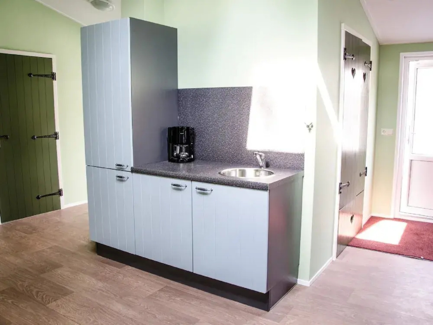 Beautiful House With Sandy Beach, Near Giethoorn