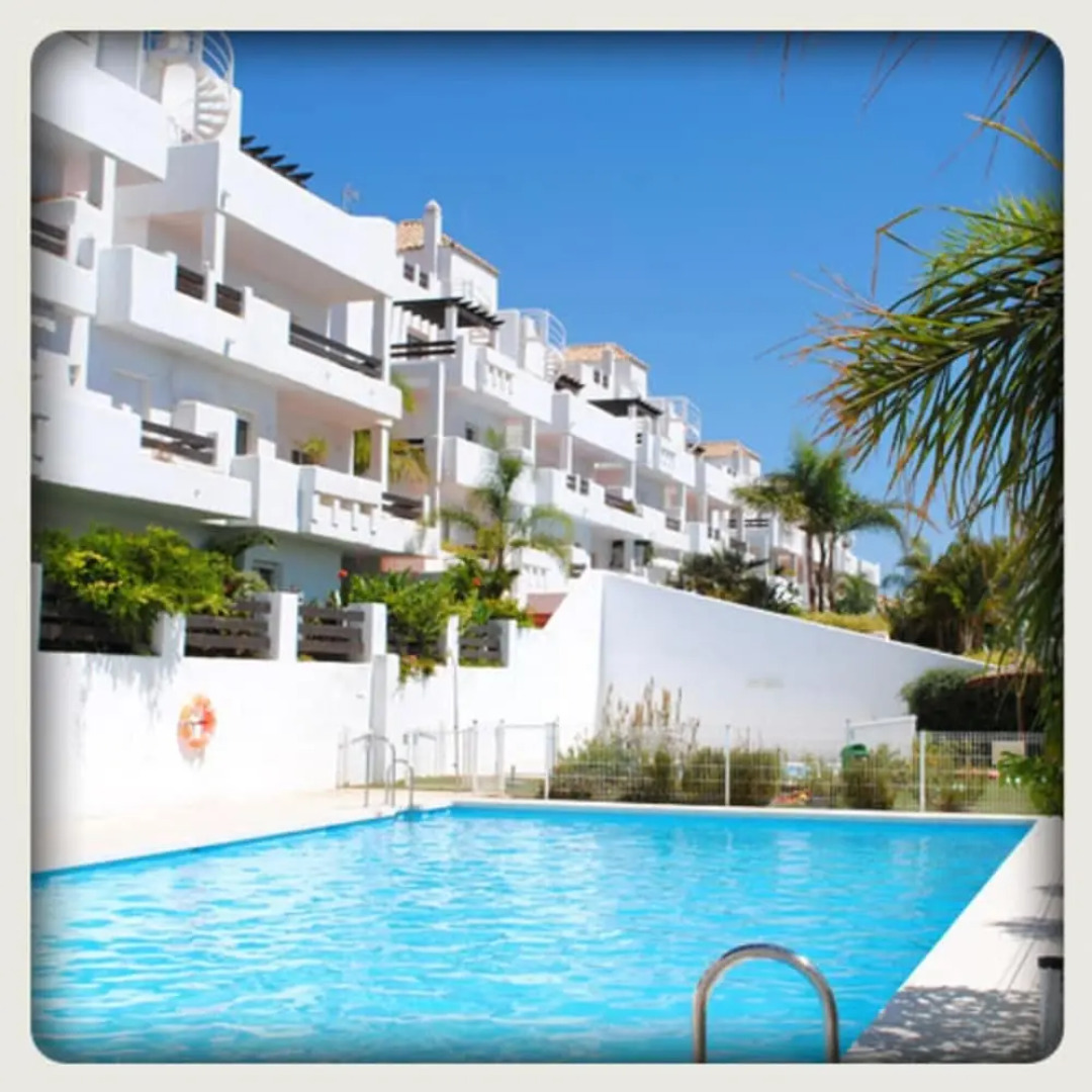 2051-New 3 bedrooms on golf