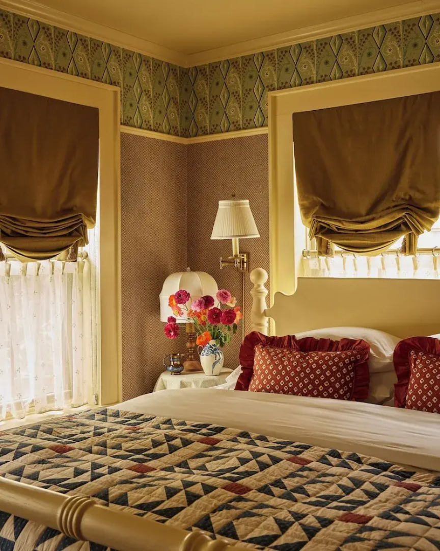 Six Bells Countryside Inn