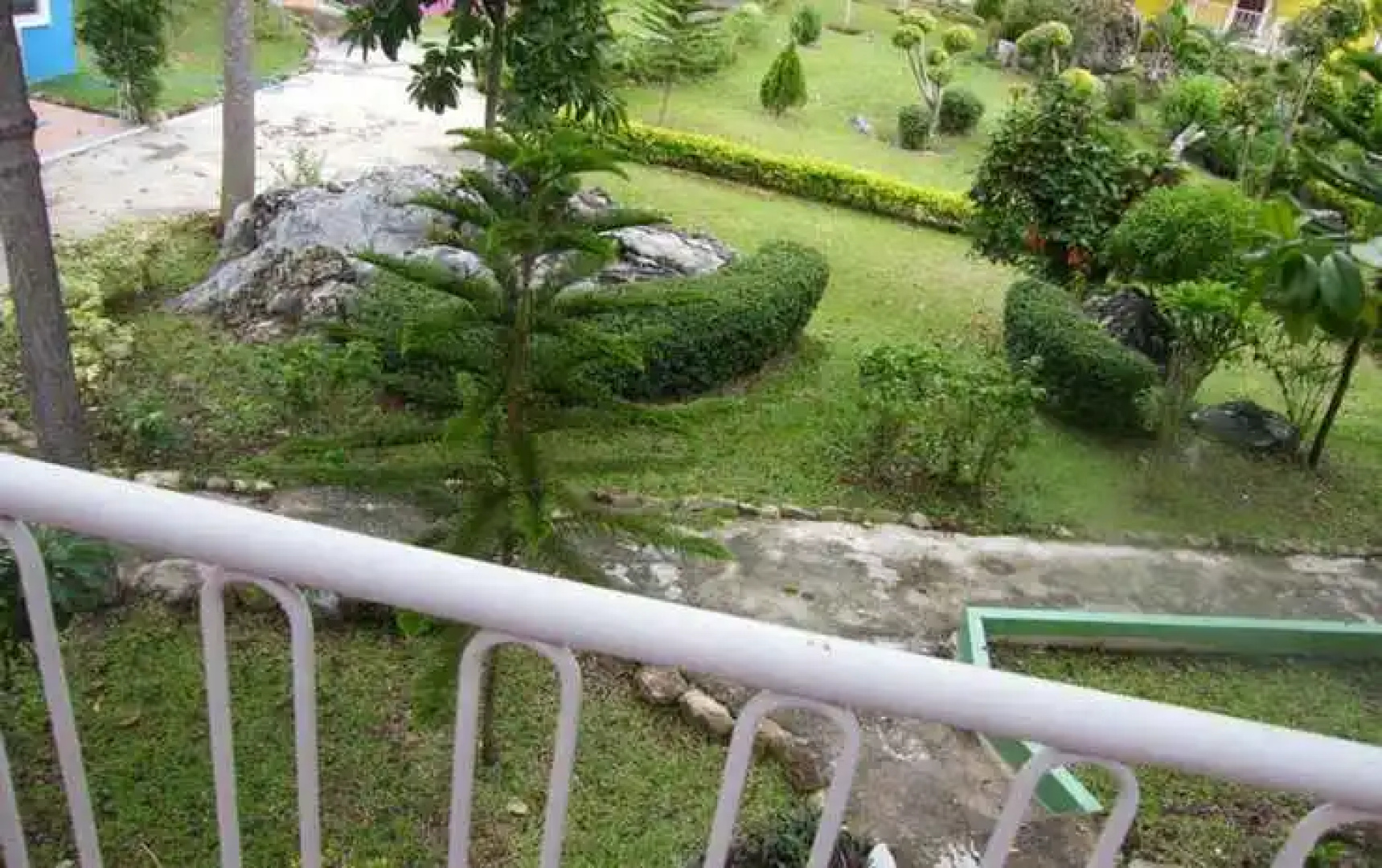 培福安姆度假酒店(Phuauem Resort)