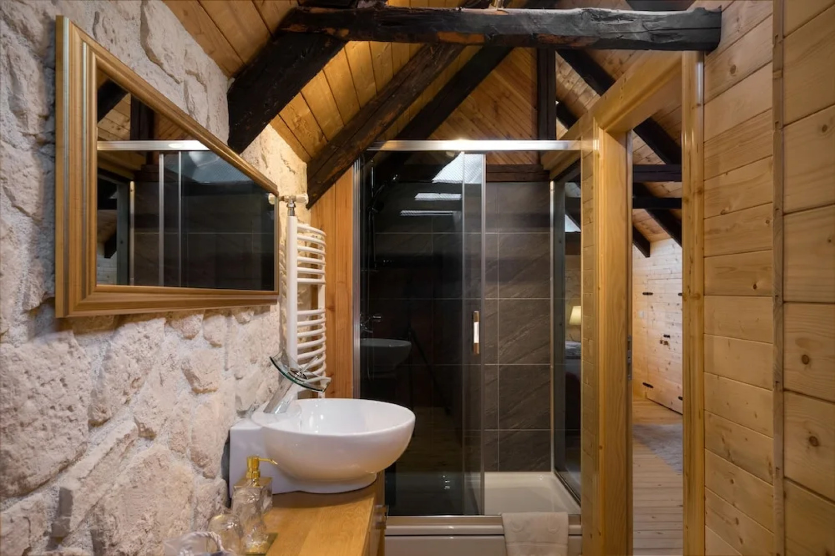 Linden Tree Retreat & Ranch