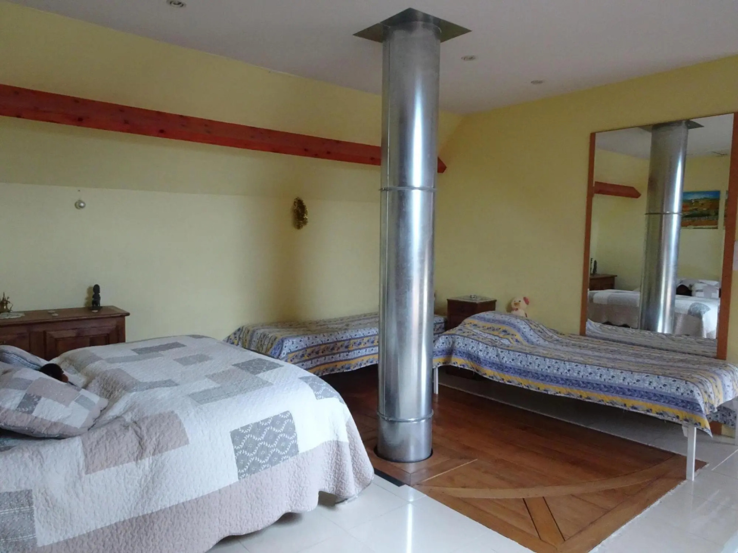 Beautiful Norman House With Outbuilding Located in the bay of Mont St Michel