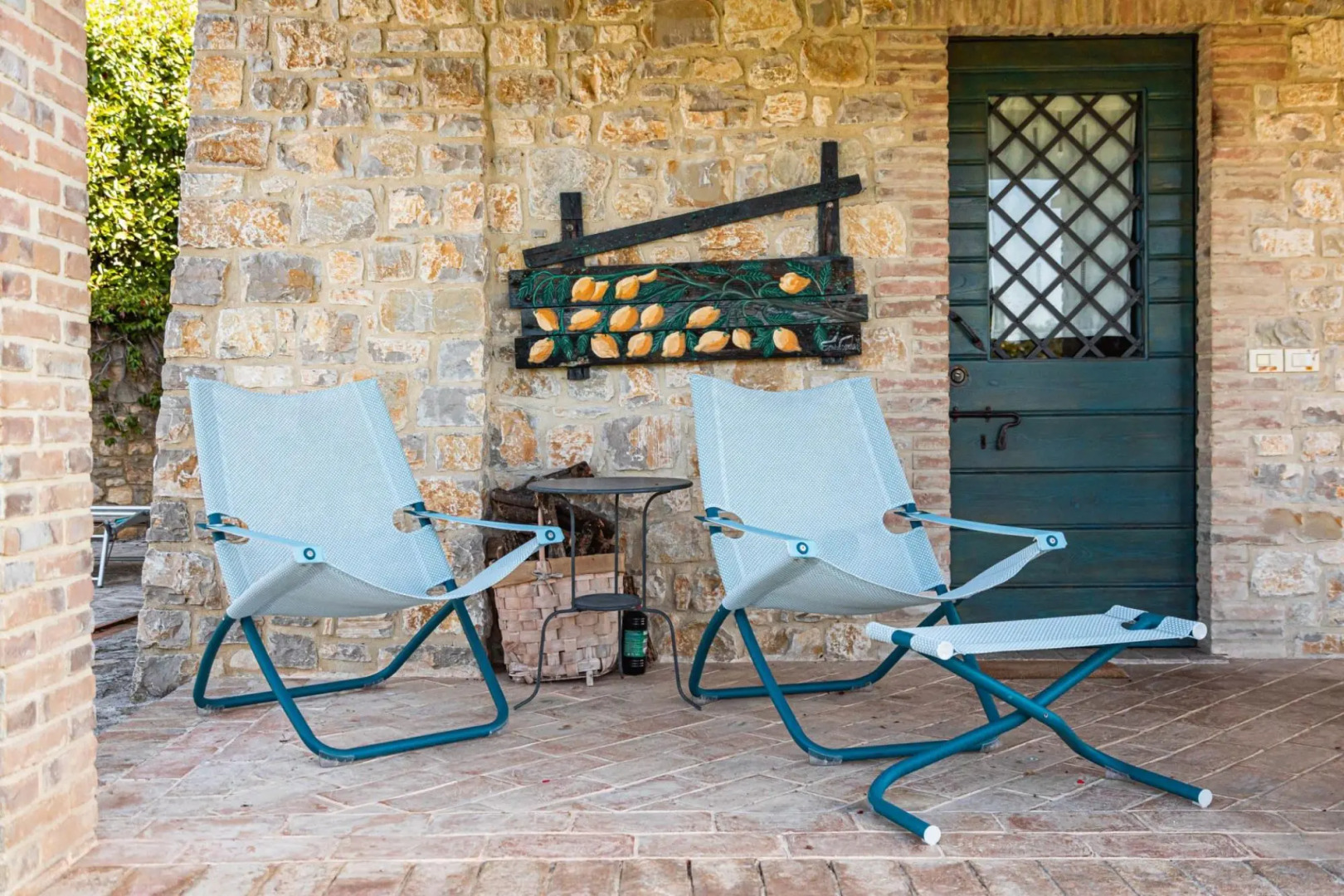 Villa for 4 Guests Private Pool Access to the Wellness Center of the Estate-noce