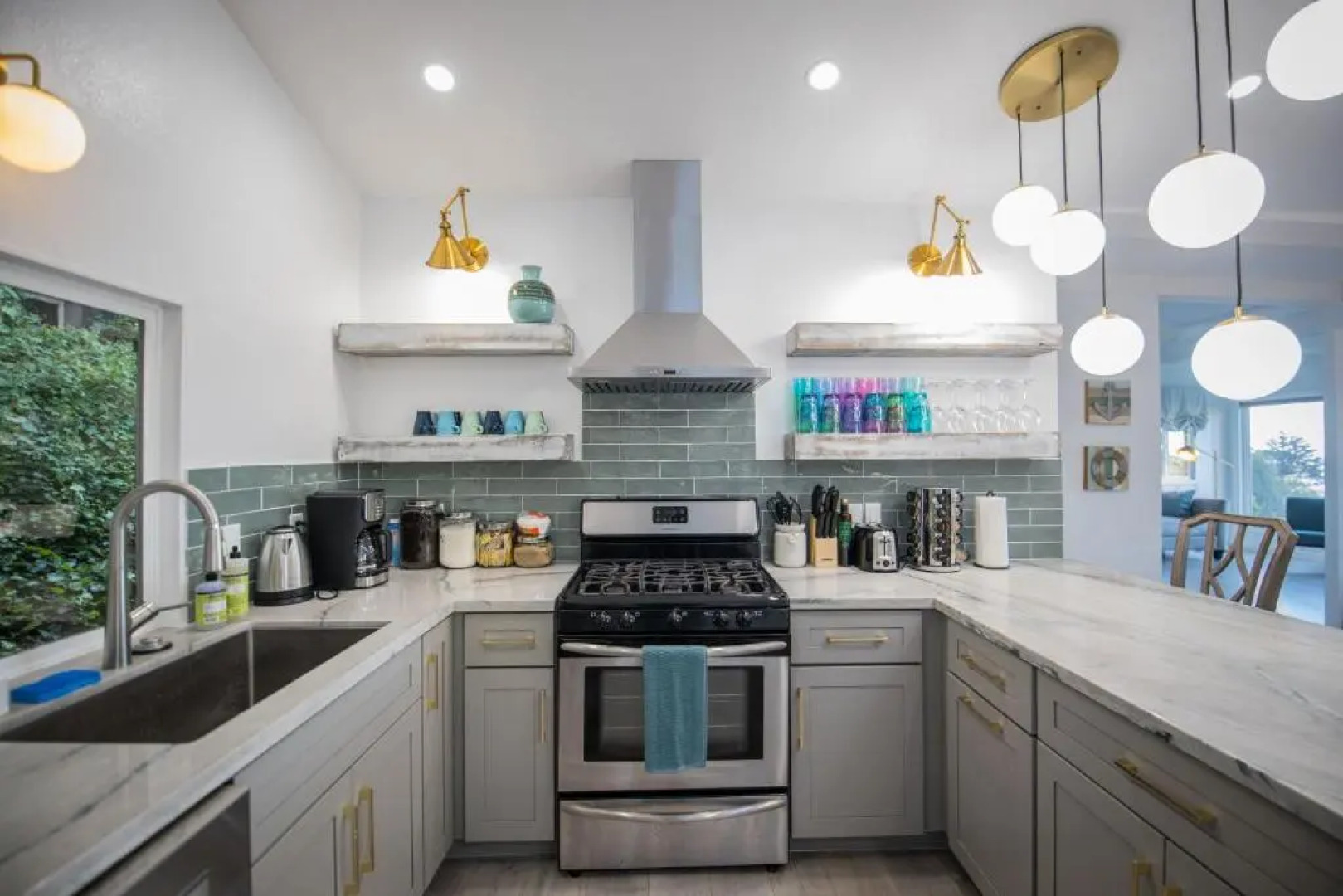 Marbella Lane Pedro Point Beach House with Hot Tub