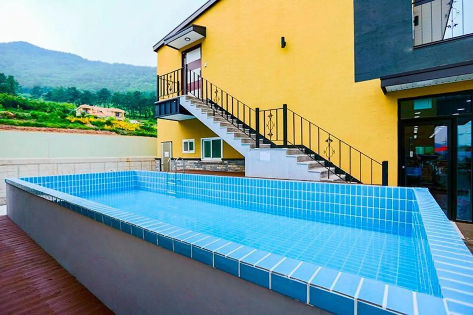 Namhae Gonige Pension