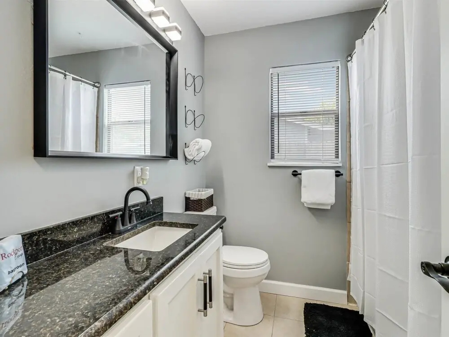 Just Beachy Ap164 4 Bedroom Home by RedAwning