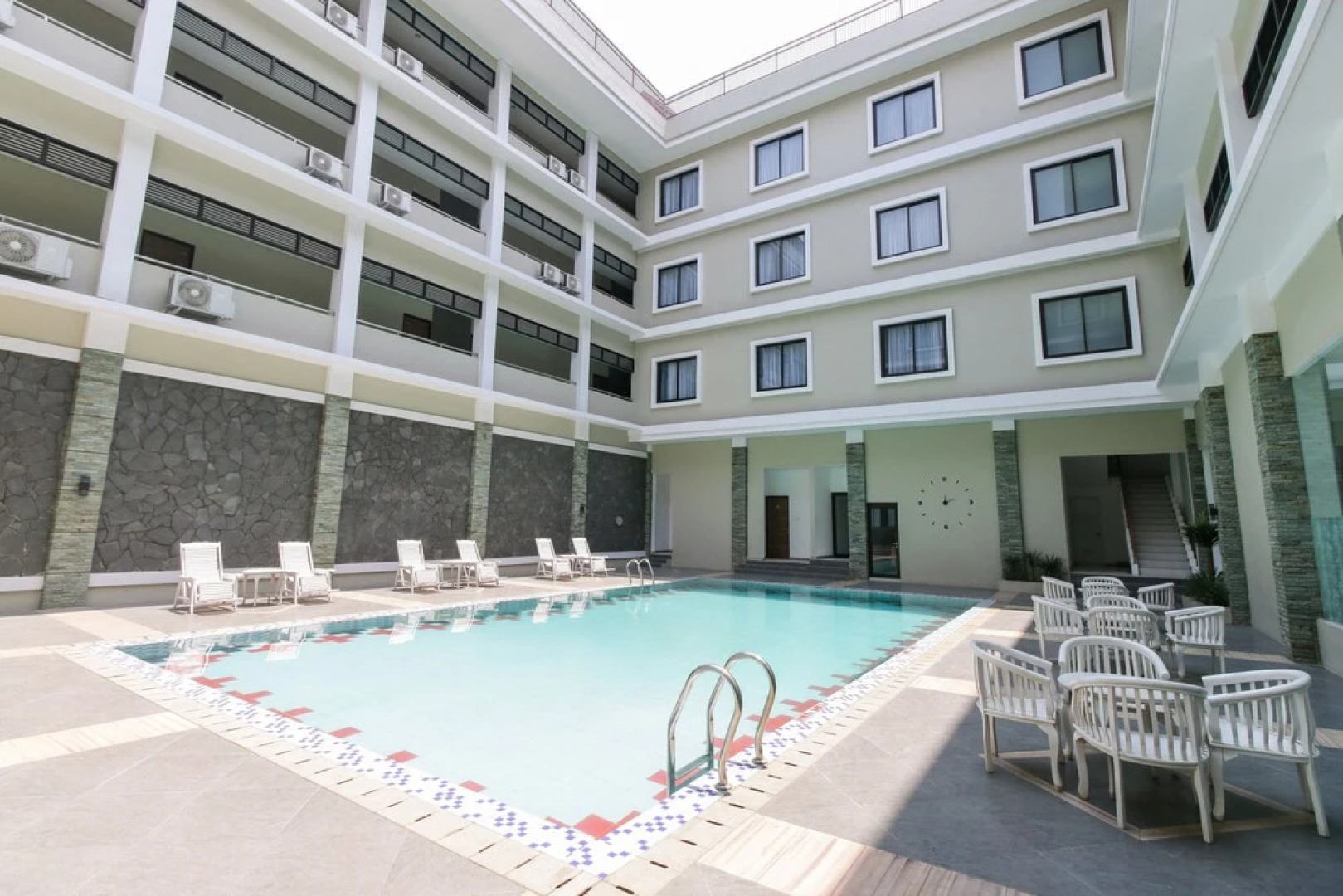 Airy Premier Sutoyo 7 Subang