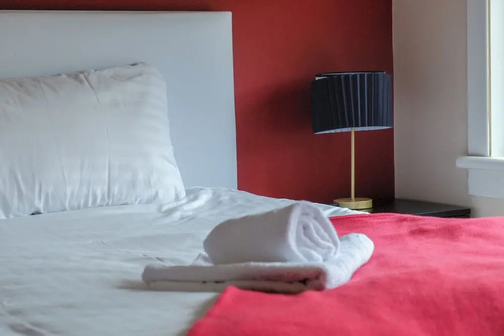 Register House - 4 bed 1 bath