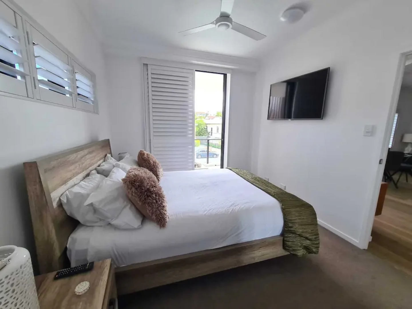 Modern 2 BR with Private Pool and Garden