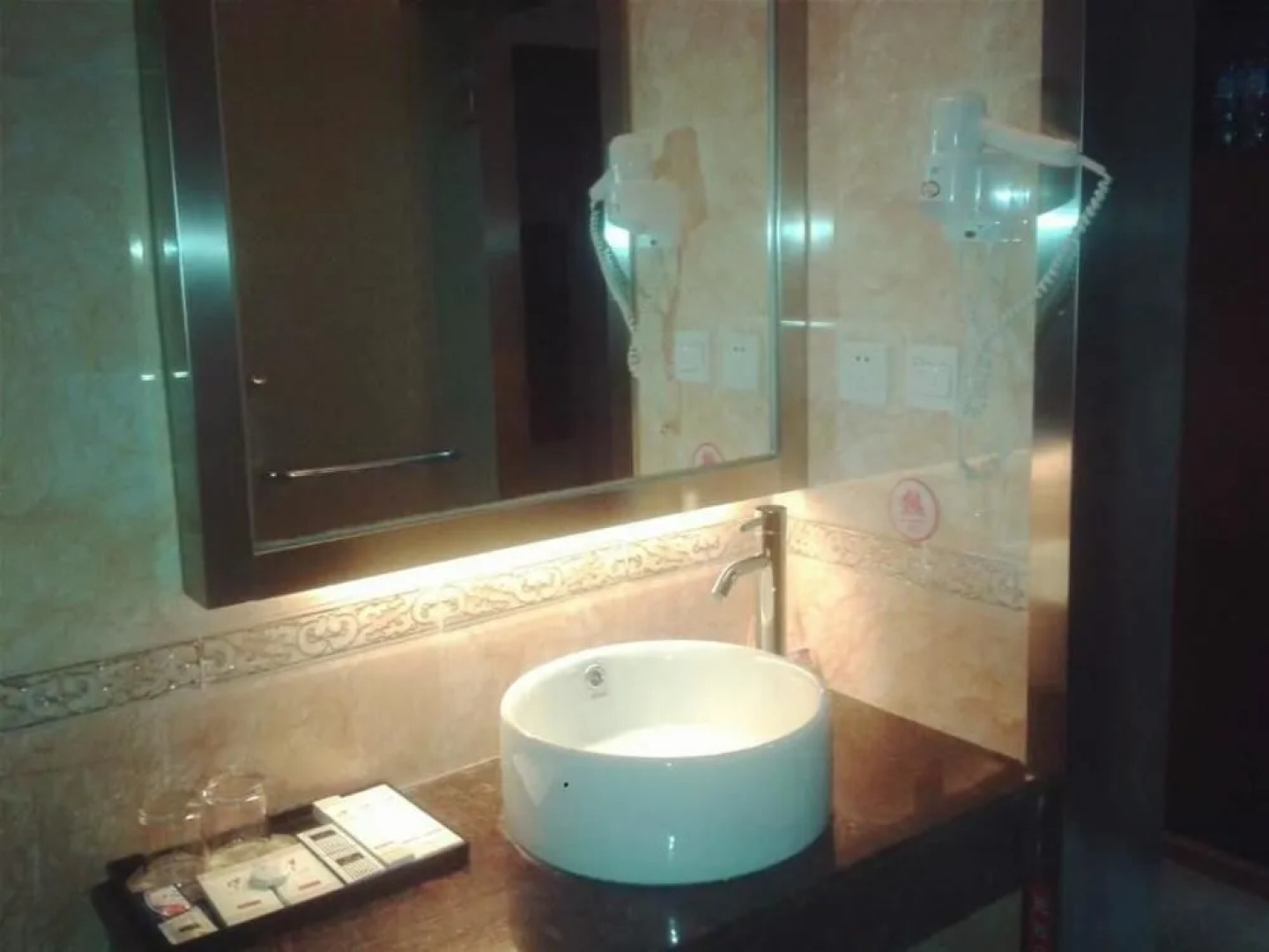 Lano Hotel Yunnan Chunxiong Lufeng Country Yuanchuang International