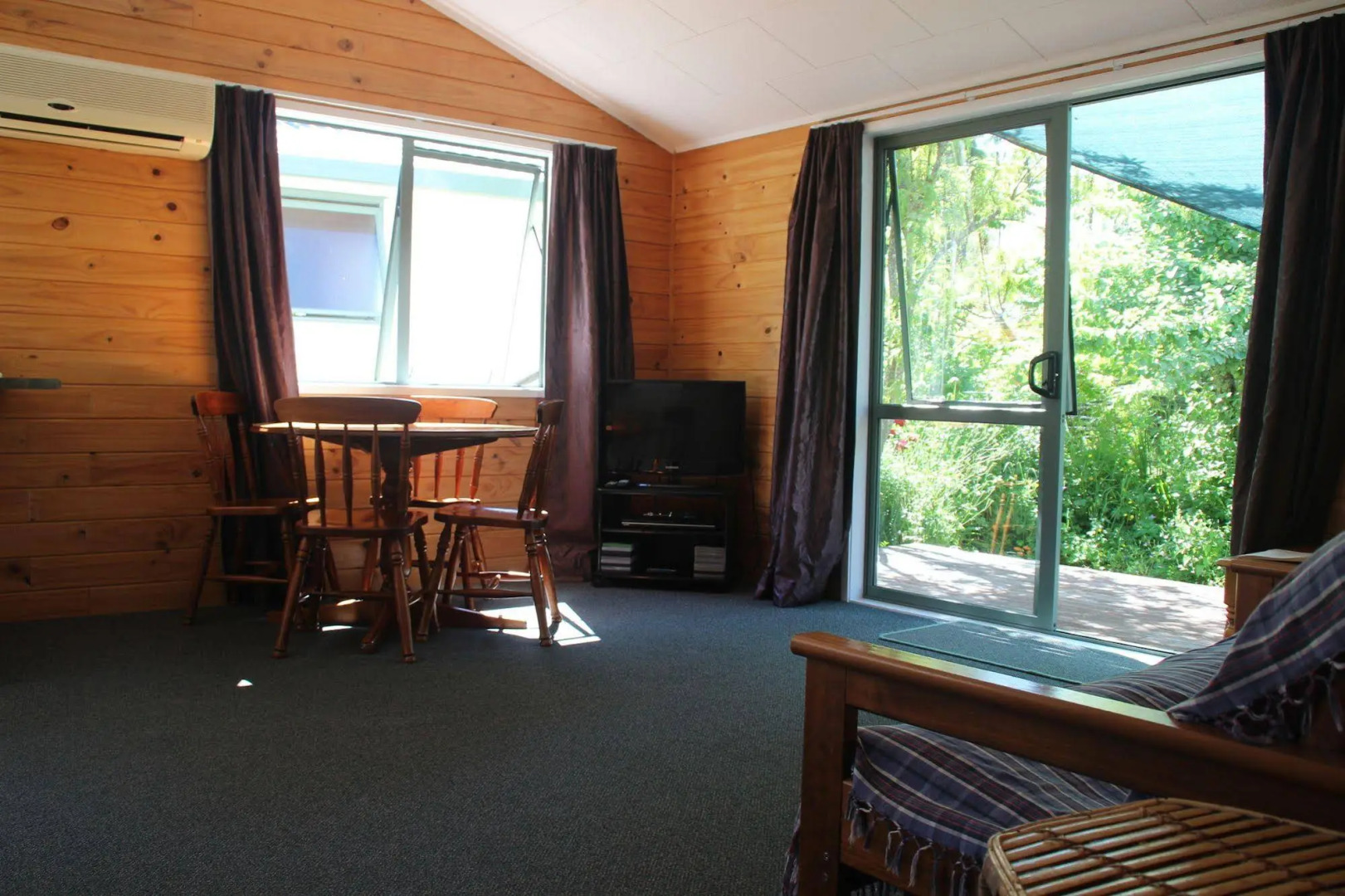 Off The Beaten Track Accommodation