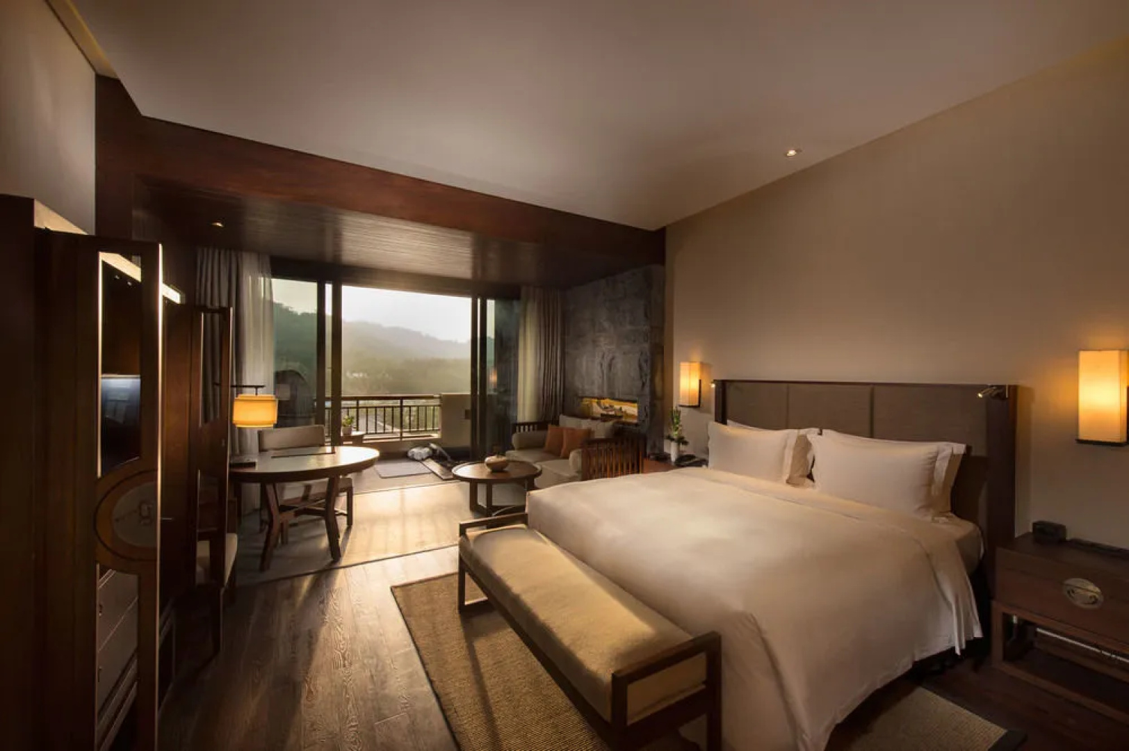 DoubleTree Resort by Hilton Hainan - Qixianling Hot Spring