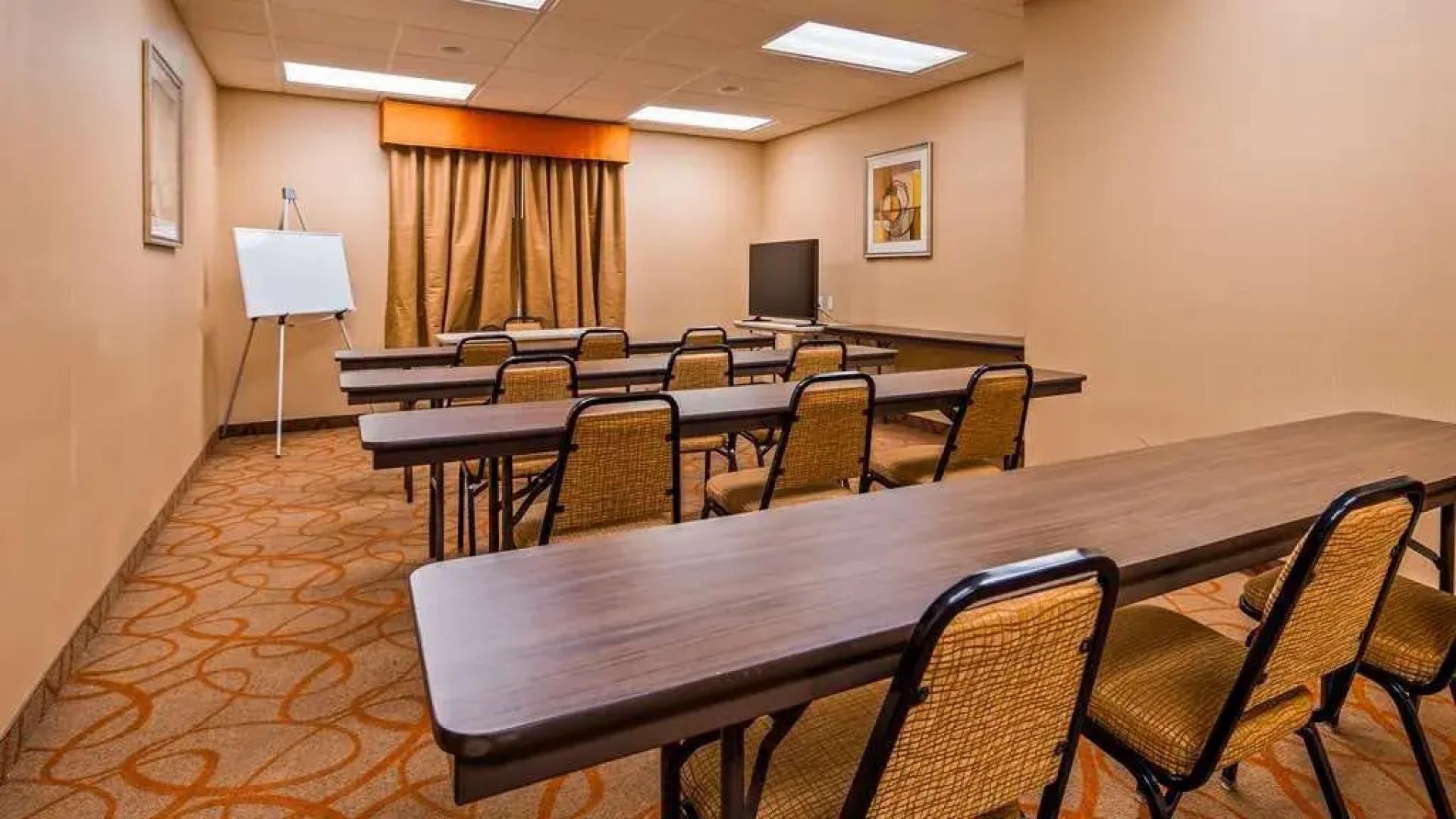 Best Western Plus Flowood Inn & Suites