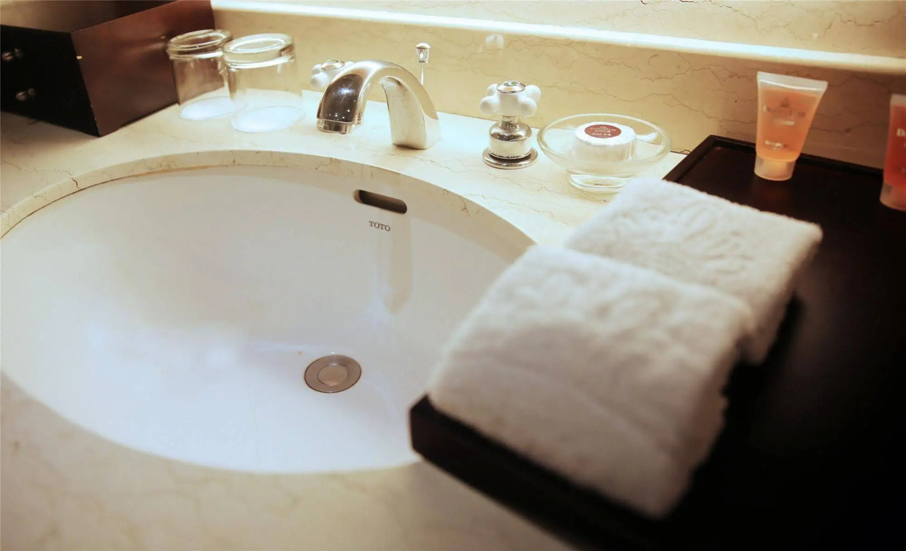 Dragon Lake Princess Hotel