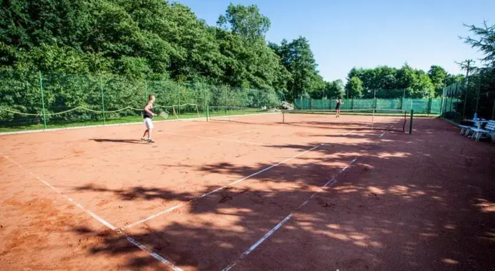 Leśny Dworek Ośrodek Przyjazny Rodzinom z Dziećmi