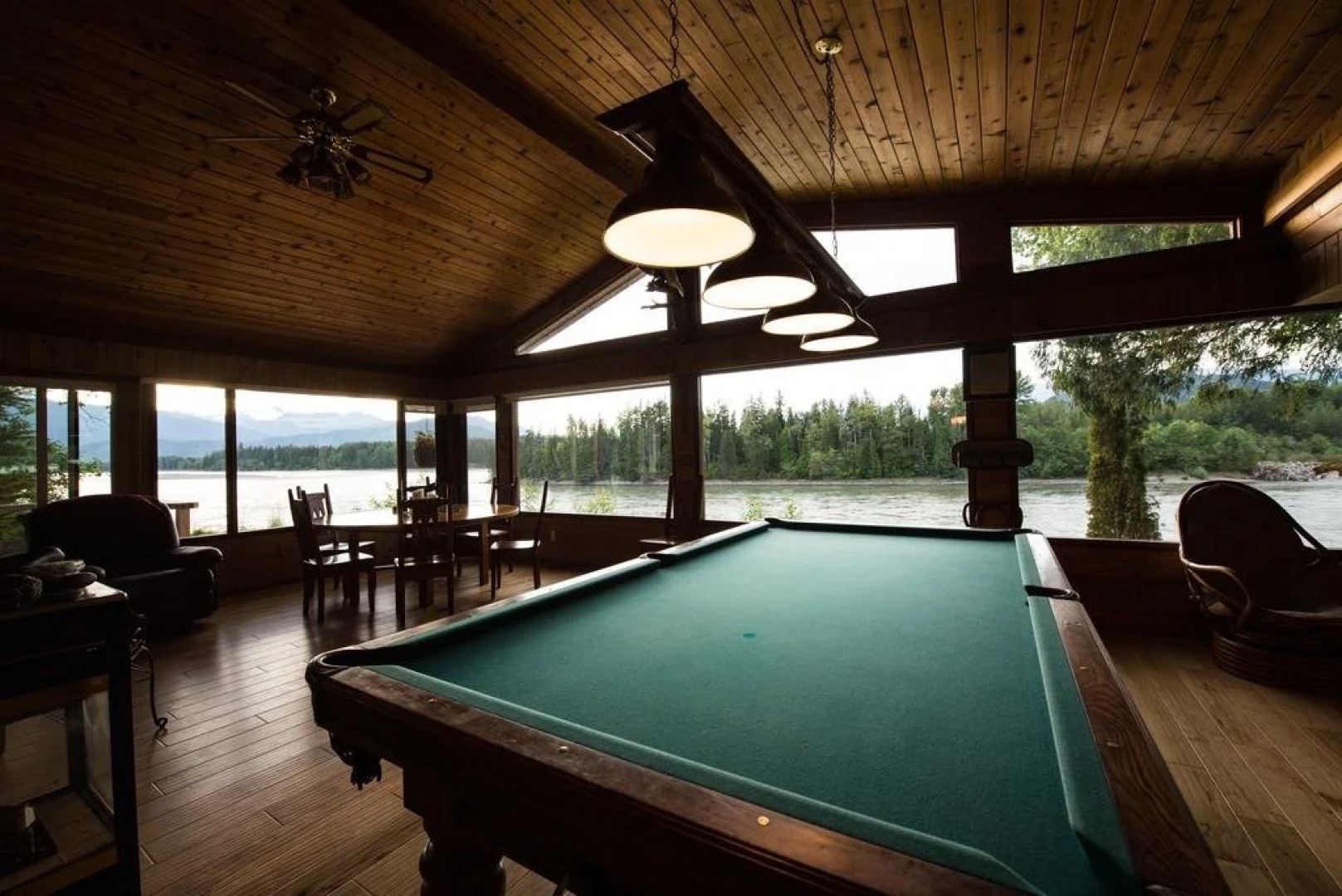 Skeena River House Bed & Breakfast