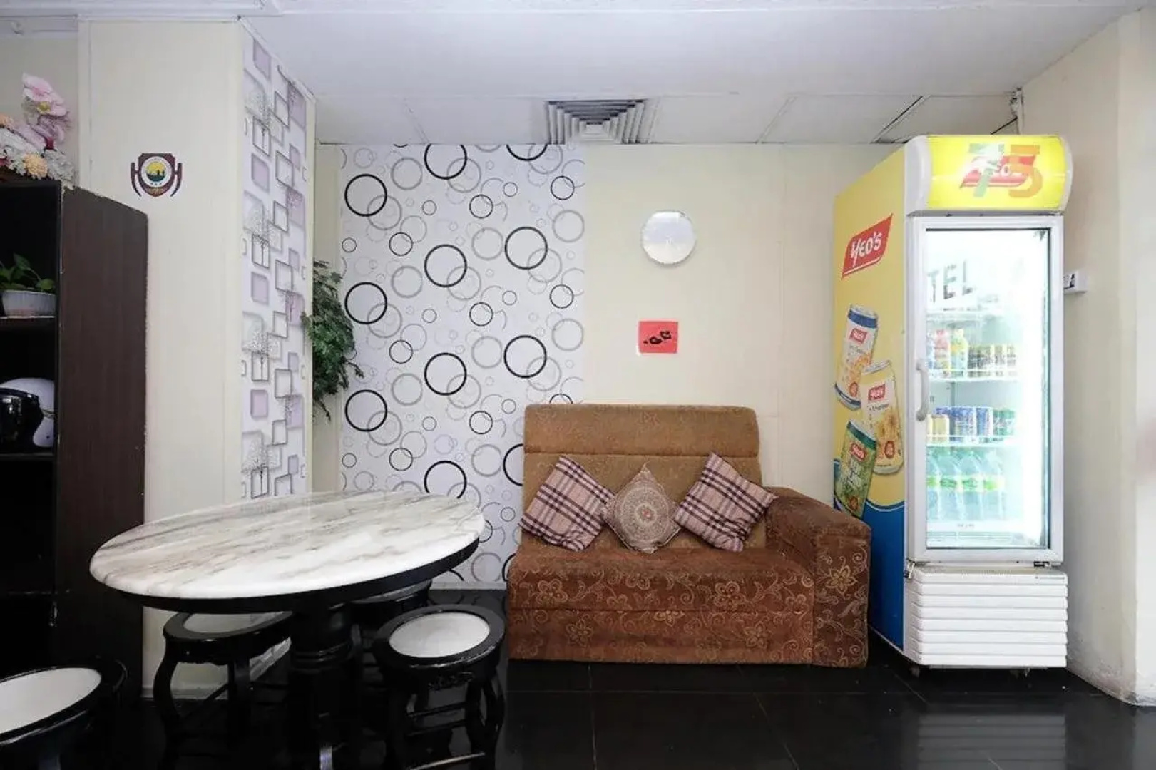 OYO 1105 Hotel 75