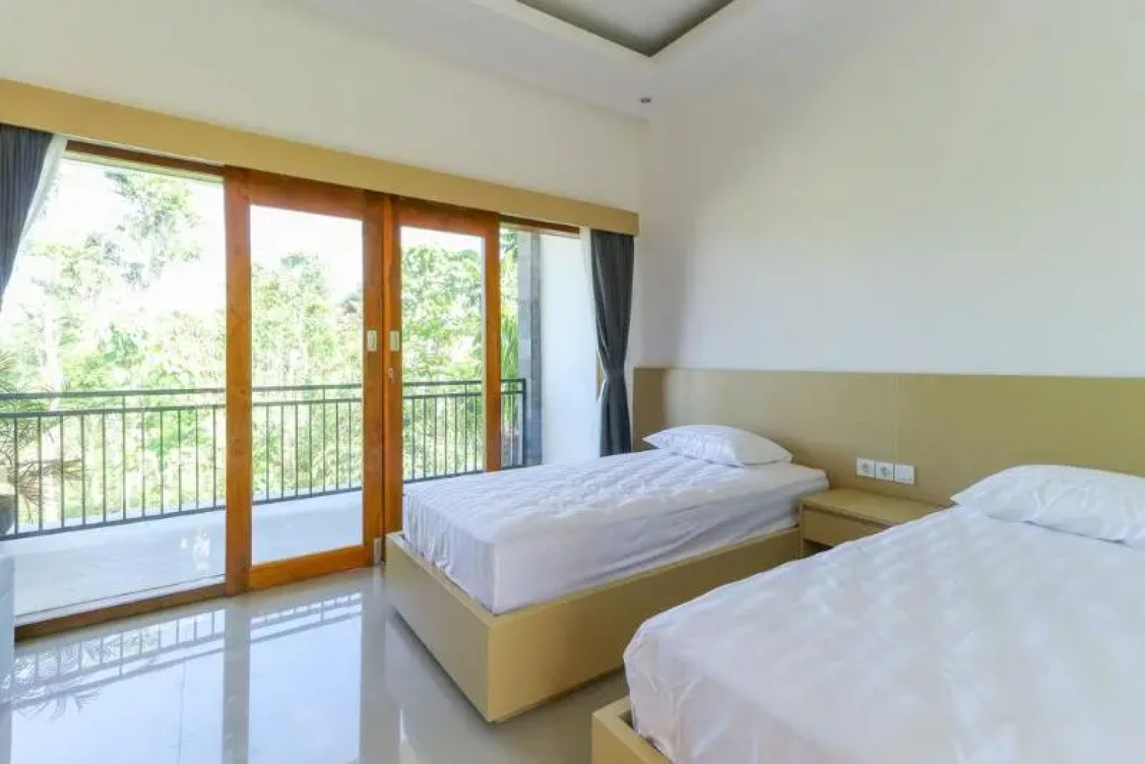 Harta Loka Hotel in Villa by ZUZU