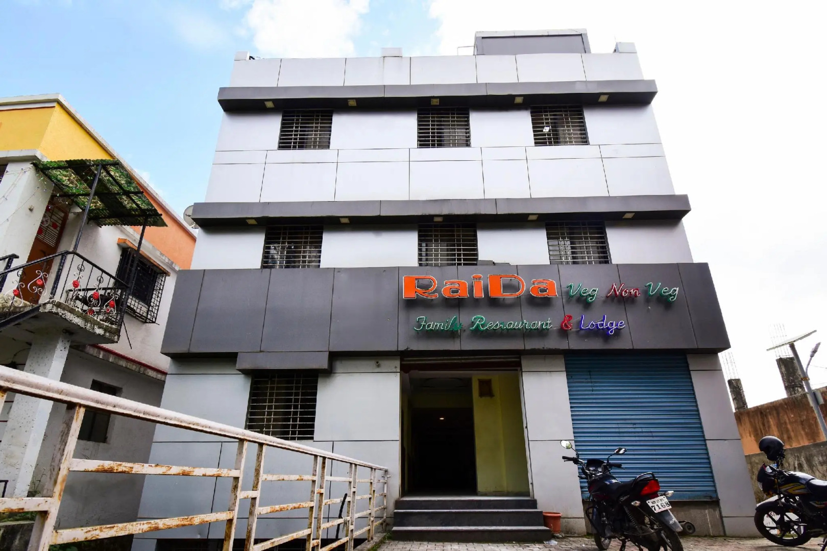 OYO 46263 Raida Lodge