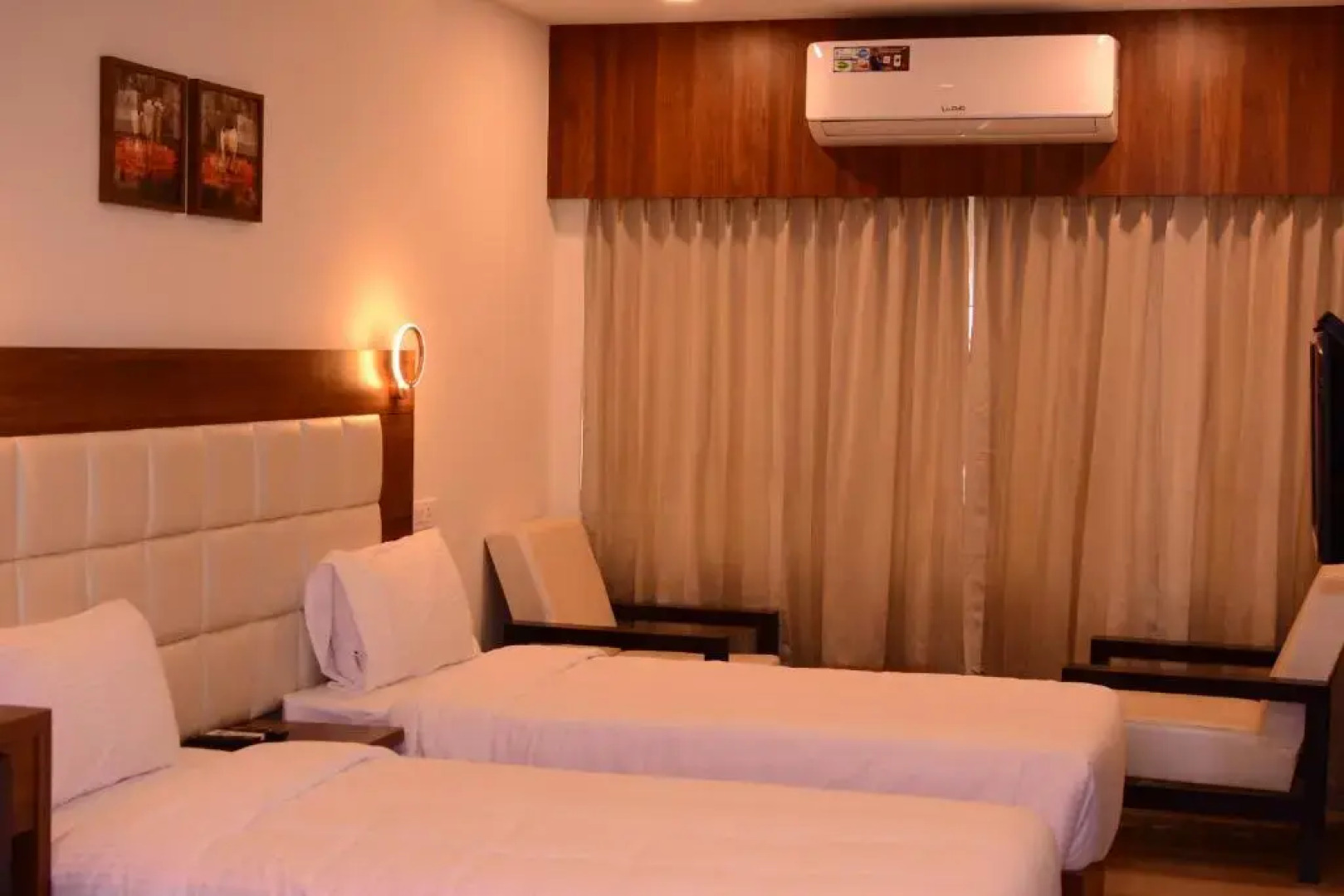 Alhind Calicut Tower