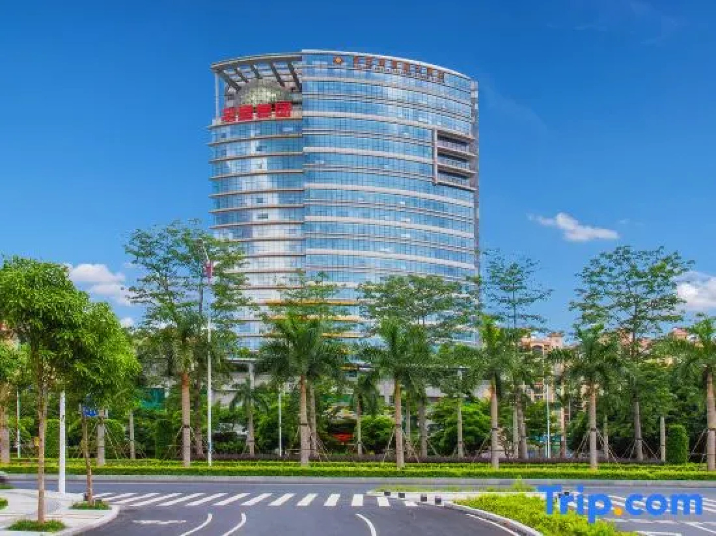 Golden Plaza International Hotel